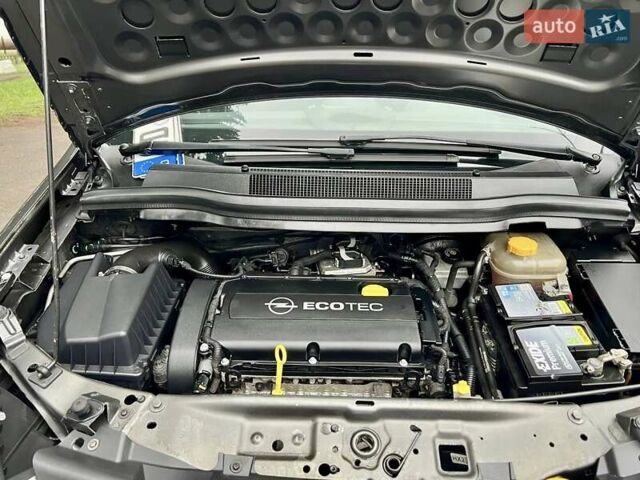 Серый Опель Зафира, объемом двигателя 1.6 л и пробегом 208 тыс. км за 6550 $, фото 66 на Automoto.ua