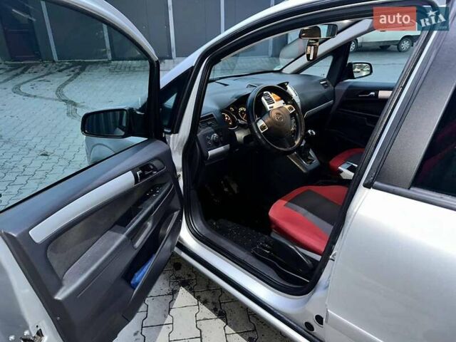 Сірий Опель Зафіра, об'ємом двигуна 1.69 л та пробігом 260 тис. км за 7300 $, фото 11 на Automoto.ua