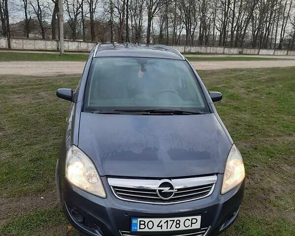 Сірий Опель Зафіра, об'ємом двигуна 1.7 л та пробігом 217 тис. км за 5700 $, фото 7 на Automoto.ua