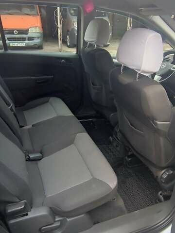 Серый Опель Зафира, объемом двигателя 1.7 л и пробегом 225 тыс. км за 6800 $, фото 6 на Automoto.ua