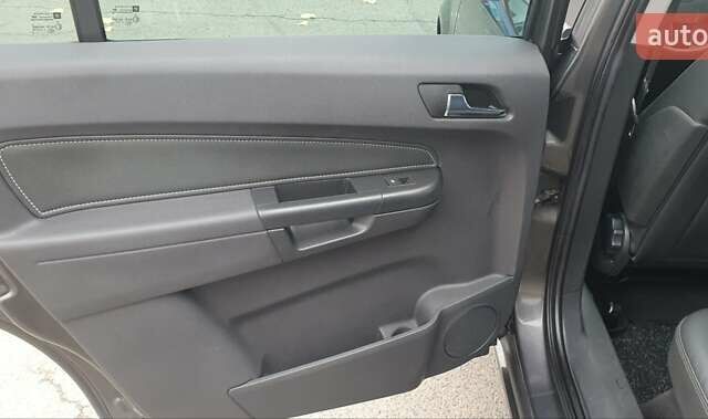 Сірий Опель Зафіра, об'ємом двигуна 1.8 л та пробігом 228 тис. км за 6500 $, фото 27 на Automoto.ua