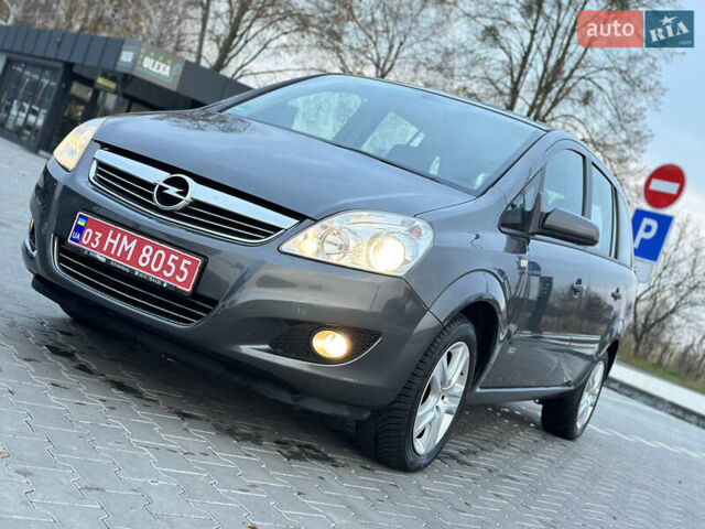 Серый Опель Зафира, объемом двигателя 1.6 л и пробегом 181 тыс. км за 6500 $, фото 94 на Automoto.ua
