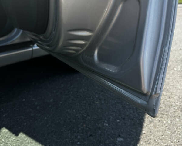 Серый Опель Зафира, объемом двигателя 1.91 л и пробегом 220 тыс. км за 8000 $, фото 23 на Automoto.ua