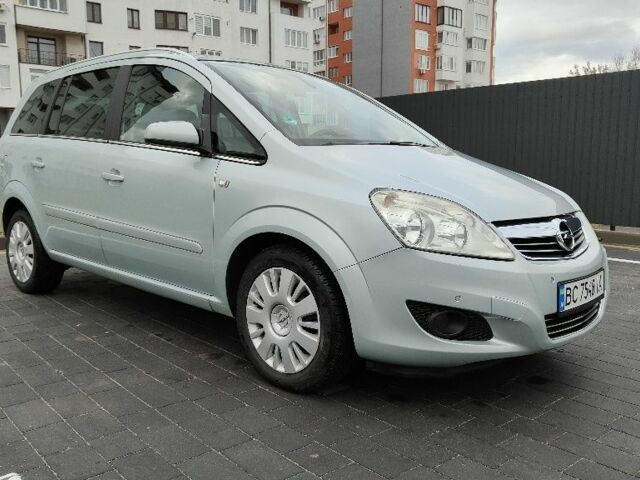Опель Зафира 2009 в Львове на Automoto.ua Серый Опель Зафира, объемом двигателя 1.6 л и пробегом 252 тыс. км за 6500 $, фото 1 на Automoto.ua