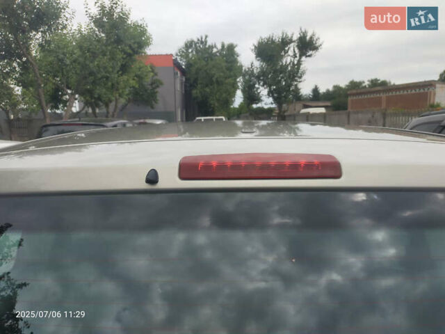 Сірий Опель Зафіра, об'ємом двигуна 1.8 л та пробігом 146 тис. км за 7800 $, фото 9 на Automoto.ua