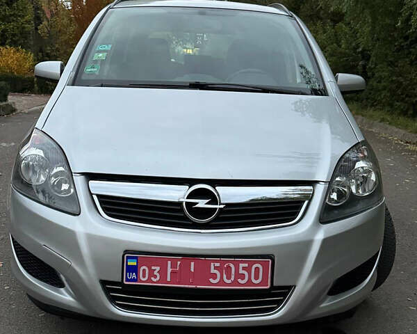 Опель Зафира 2009 в Ровно на Automoto.ua Серый Опель Зафира, объемом двигателя 1.6 л и пробегом 210 тыс. км за 5950 $, фото 21 на Automoto.ua