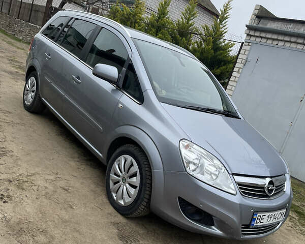 Сірий Опель Зафіра, об'ємом двигуна 1.7 л та пробігом 293 тис. км за 6900 $, фото 4 на Automoto.ua