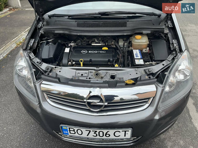 Серый Опель Зафира, объемом двигателя 1.8 л и пробегом 176 тыс. км за 5600 $, фото 44 на Automoto.ua