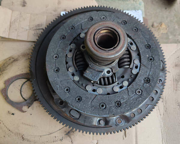 Серый Опель Зафира, объемом двигателя 1.8 л и пробегом 176 тыс. км за 5600 $, фото 48 на Automoto.ua