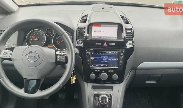 Сірий Опель Зафіра, об'ємом двигуна 1.8 л та пробігом 228 тис. км за 6500 $, фото 40 на Automoto.ua