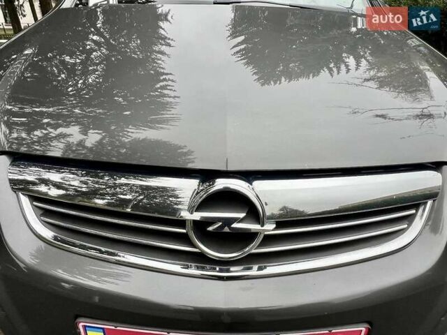 Серый Опель Зафира, объемом двигателя 1.6 л и пробегом 208 тыс. км за 6550 $, фото 23 на Automoto.ua