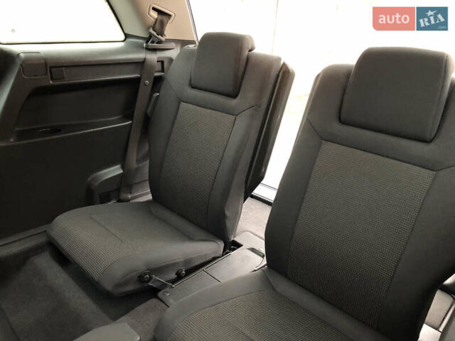 Серый Опель Зафира, объемом двигателя 1.7 л и пробегом 253 тыс. км за 6350 $, фото 11 на Automoto.ua