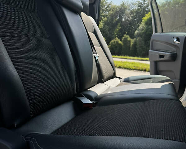 Серый Опель Зафира, объемом двигателя 1.91 л и пробегом 220 тыс. км за 8000 $, фото 26 на Automoto.ua