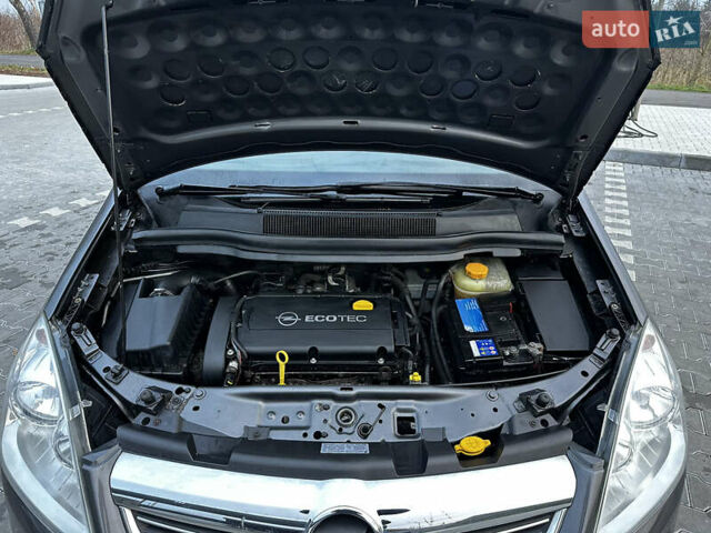 Серый Опель Зафира, объемом двигателя 1.6 л и пробегом 181 тыс. км за 6500 $, фото 118 на Automoto.ua