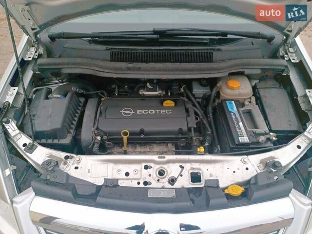 Серый Опель Зафира, объемом двигателя 1.8 л и пробегом 194 тыс. км за 7300 $, фото 7 на Automoto.ua