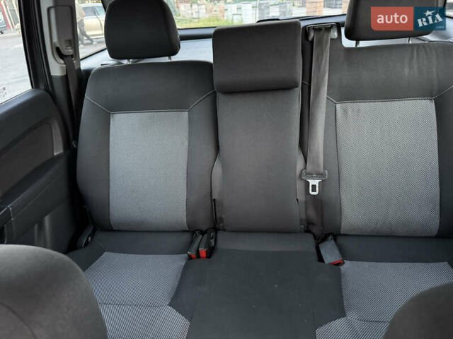 Серый Опель Зафира, объемом двигателя 1.9 л и пробегом 254 тыс. км за 7700 $, фото 23 на Automoto.ua