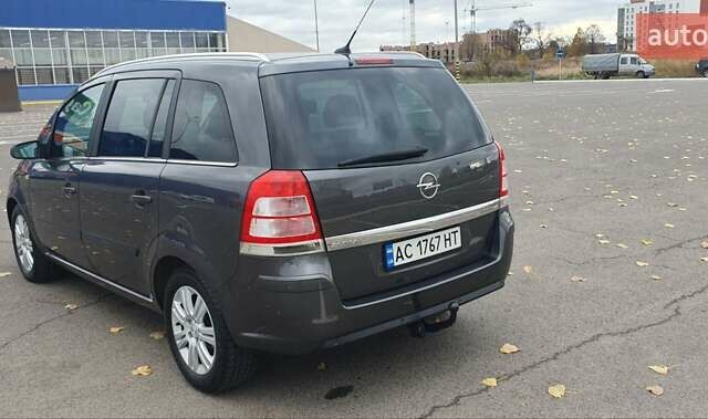 Сірий Опель Зафіра, об'ємом двигуна 1.8 л та пробігом 228 тис. км за 6500 $, фото 19 на Automoto.ua