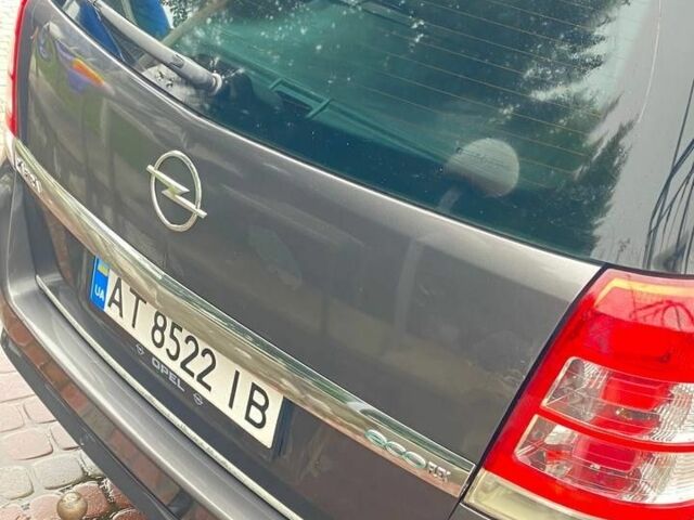Серый Опель Зафира, объемом двигателя 1.7 л и пробегом 230 тыс. км за 5900 $, фото 7 на Automoto.ua