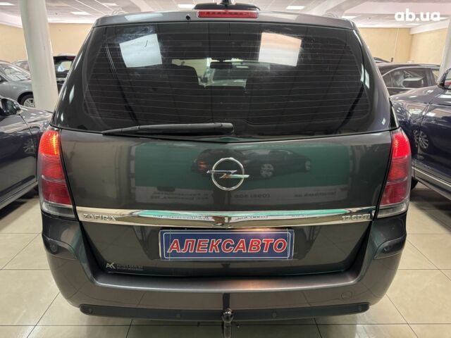 Серый Опель Зафира, объемом двигателя 1.7 л и пробегом 250 тыс. км за 6500 $, фото 10 на Automoto.ua