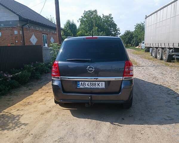 Серый Опель Зафира, объемом двигателя 1.69 л и пробегом 205 тыс. км за 7250 $, фото 19 на Automoto.ua