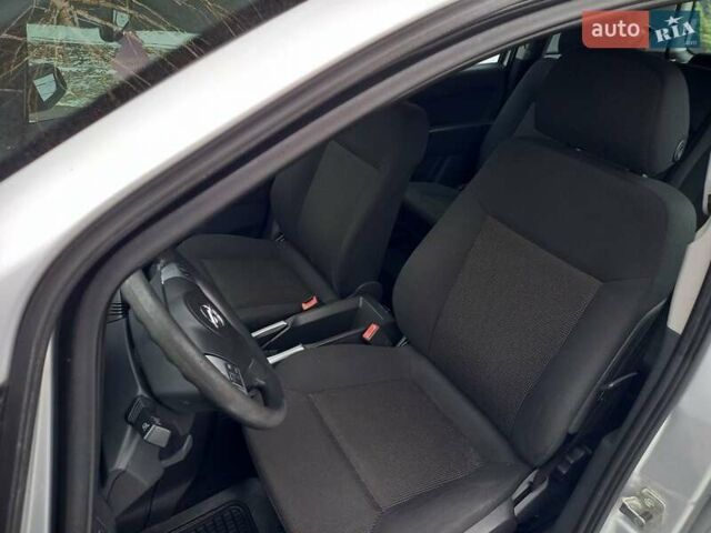 Сірий Опель Зафіра, об'ємом двигуна 1.6 л та пробігом 229 тис. км за 6850 $, фото 6 на Automoto.ua