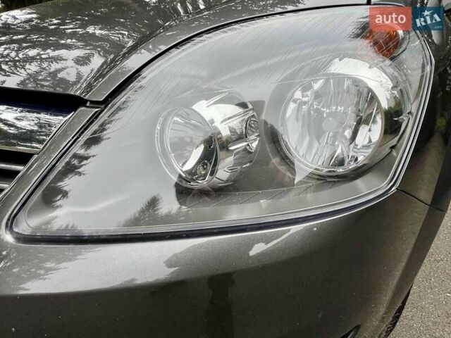 Серый Опель Зафира, объемом двигателя 1.6 л и пробегом 208 тыс. км за 6550 $, фото 24 на Automoto.ua