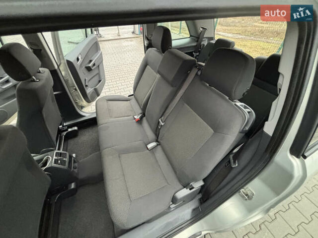 Серый Опель Зафира, объемом двигателя 1.8 л и пробегом 146 тыс. км за 7500 $, фото 9 на Automoto.ua