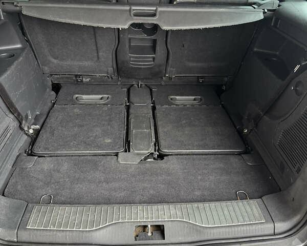 Серый Опель Зафира, объемом двигателя 1.7 л и пробегом 265 тыс. км за 5999 $, фото 8 на Automoto.ua