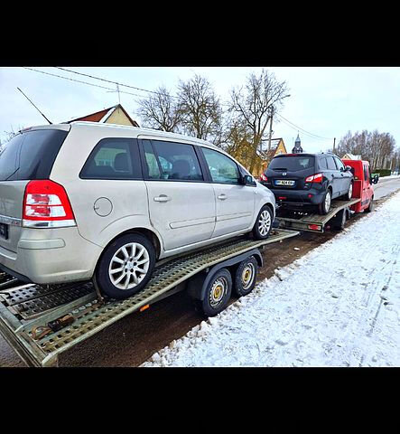 Серый Опель Зафира, объемом двигателя 1.7 л и пробегом 246 тыс. км за 6650 $, фото 1 на Automoto.ua