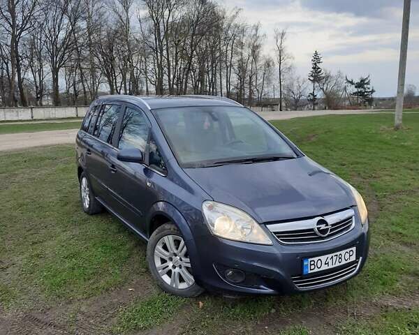 Сірий Опель Зафіра, об'ємом двигуна 1.7 л та пробігом 217 тис. км за 5700 $, фото 8 на Automoto.ua