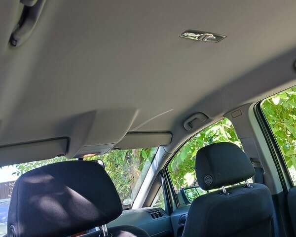 Сірий Опель Зафіра, об'ємом двигуна 1.6 л та пробігом 240 тис. км за 6800 $, фото 13 на Automoto.ua