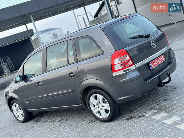 Серый Опель Зафира, объемом двигателя 1.6 л и пробегом 181 тыс. км за 6500 $, фото 104 на Automoto.ua