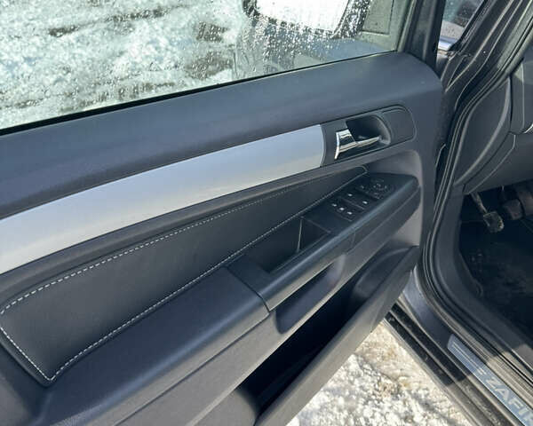 Серый Опель Зафира, объемом двигателя 1.6 л и пробегом 190 тыс. км за 7000 $, фото 9 на Automoto.ua