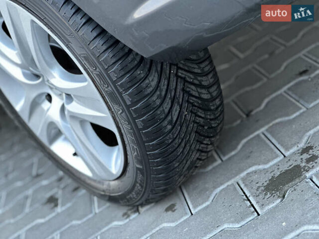 Серый Опель Зафира, объемом двигателя 1.6 л и пробегом 181 тыс. км за 6500 $, фото 19 на Automoto.ua