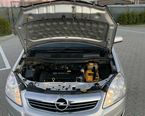 Серый Опель Зафира, объемом двигателя 1.8 л и пробегом 215 тыс. км за 6200 $, фото 15 на Automoto.ua