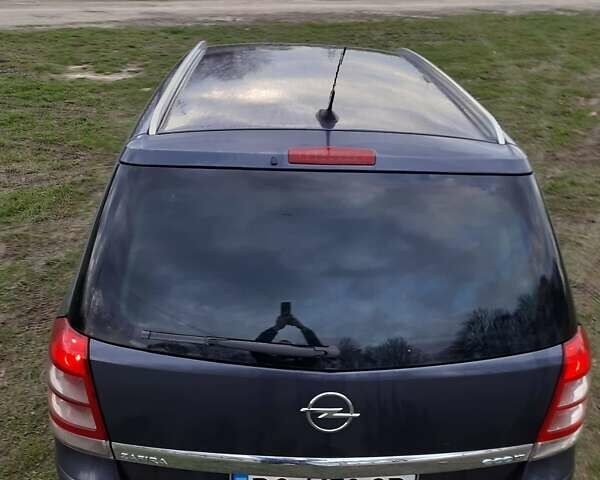 Сірий Опель Зафіра, об'ємом двигуна 1.7 л та пробігом 217 тис. км за 5700 $, фото 11 на Automoto.ua