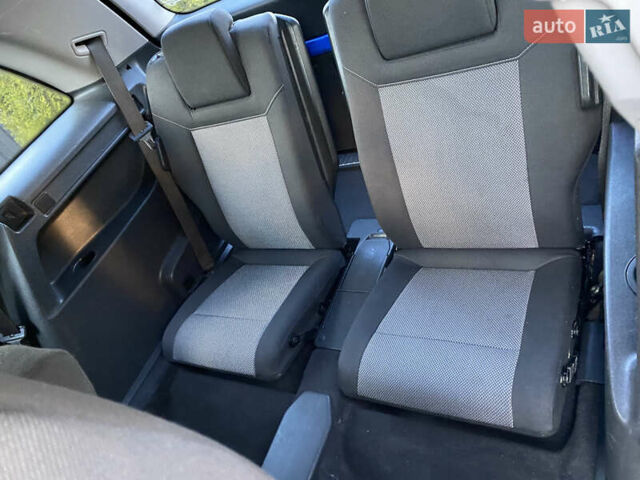 Серый Опель Зафира, объемом двигателя 1.8 л и пробегом 250 тыс. км за 6800 $, фото 19 на Automoto.ua