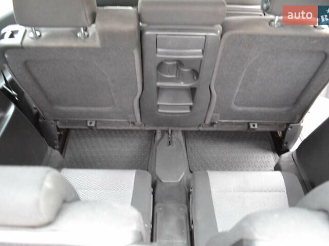 Серый Опель Зафира, объемом двигателя 1.6 л и пробегом 129 тыс. км за 6400 $, фото 38 на Automoto.ua