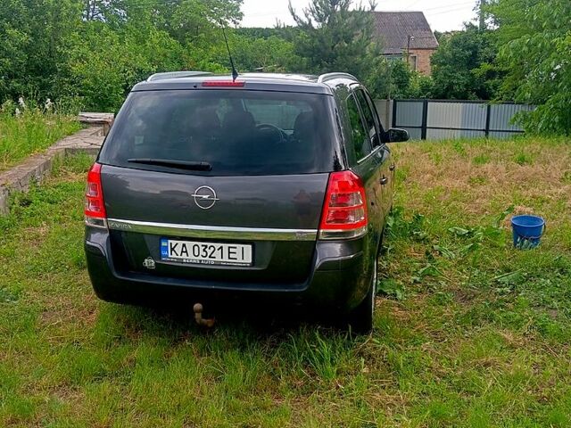 Сірий Опель Зафіра, об'ємом двигуна 2.2 л та пробігом 248 тис. км за 6000 $, фото 3 на Automoto.ua