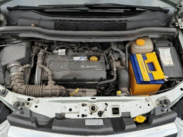 Опель Зафира 2009 в Львове на Automoto.ua Серый Опель Зафира, объемом двигателя 1.6 л и пробегом 252 тыс. км за 6500 $, фото 4 на Automoto.ua