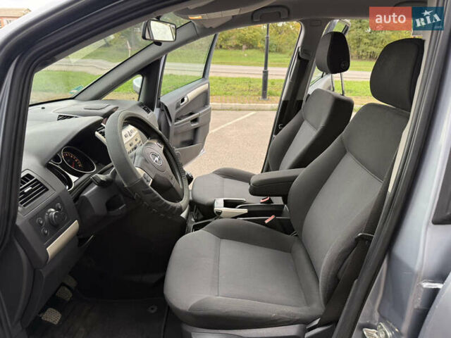 Опель Зафира 2009 в Белой Церкве на Automoto.ua Серый Опель Зафира, объемом двигателя 1.8 л и пробегом 229 тыс. км за 5950 $, фото 72 на Automoto.ua