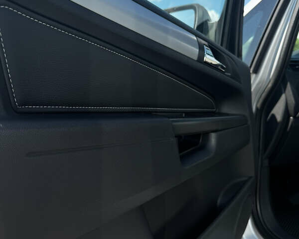 Серый Опель Зафира, объемом двигателя 1.91 л и пробегом 220 тыс. км за 8000 $, фото 33 на Automoto.ua