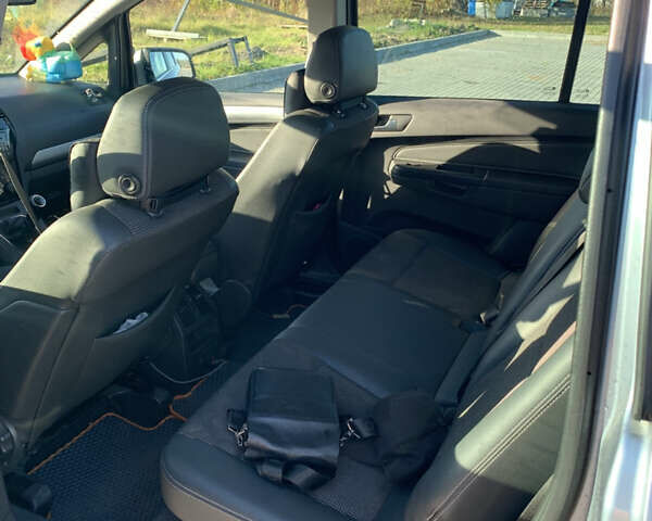 Серый Опель Зафира, объемом двигателя 1.7 л и пробегом 265 тыс. км за 6950 $, фото 14 на Automoto.ua