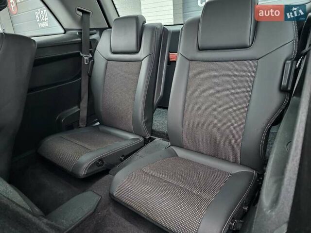 Сірий Опель Зафіра, об'ємом двигуна 1.8 л та пробігом 217 тис. км за 7000 $, фото 11 на Automoto.ua