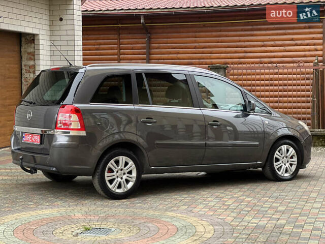 Серый Опель Зафира, объемом двигателя 1.7 л и пробегом 191 тыс. км за 7900 $, фото 15 на Automoto.ua