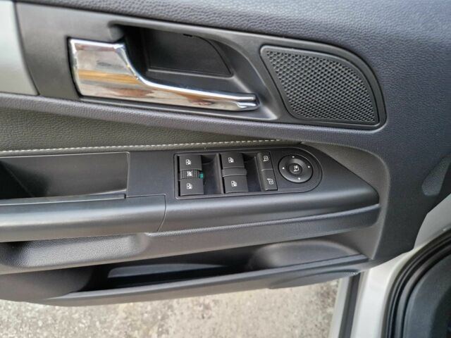 Серый Опель Зафира, объемом двигателя 1.8 л и пробегом 204 тыс. км за 7950 $, фото 17 на Automoto.ua