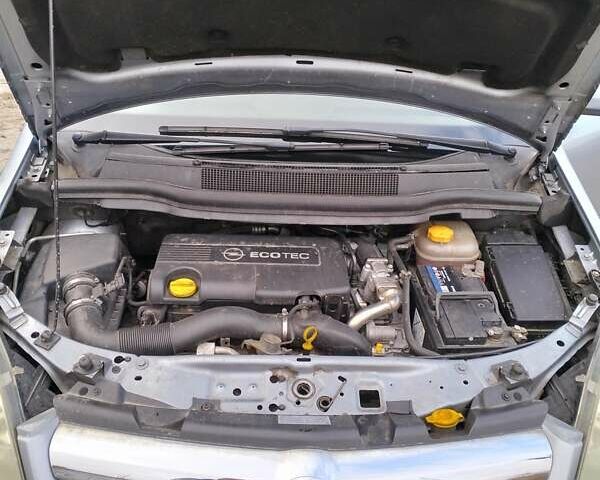 Сірий Опель Зафіра, об'ємом двигуна 1.7 л та пробігом 228 тис. км за 6500 $, фото 13 на Automoto.ua