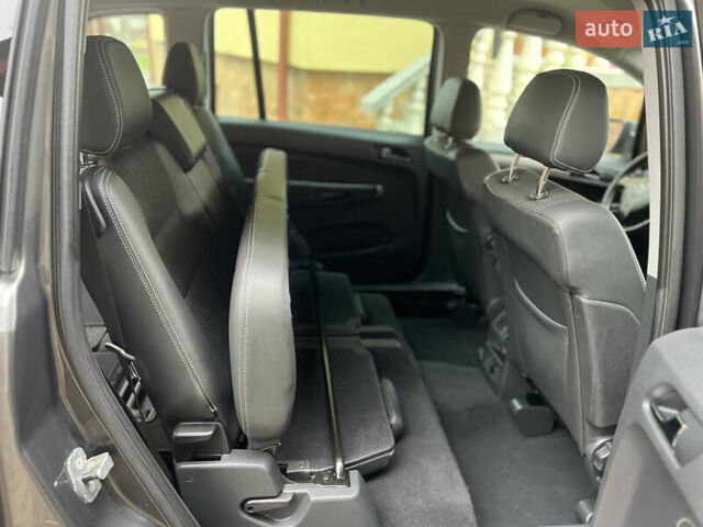 Серый Опель Зафира, объемом двигателя 1.7 л и пробегом 191 тыс. км за 7900 $, фото 61 на Automoto.ua