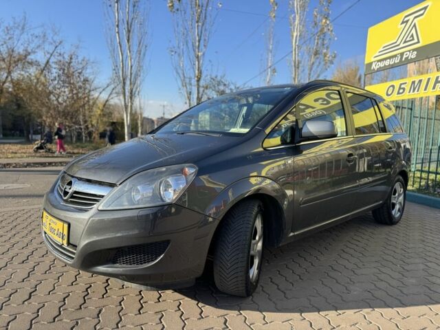 Сірий Опель Зафіра, об'ємом двигуна 1.8 л та пробігом 231 тис. км за 7050 $, фото 2 на Automoto.ua