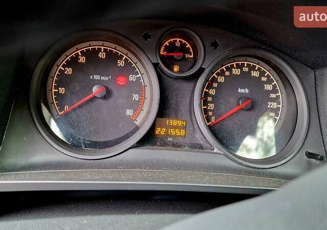 Серый Опель Зафира, объемом двигателя 1.6 л и пробегом 221 тыс. км за 7000 $, фото 19 на Automoto.ua